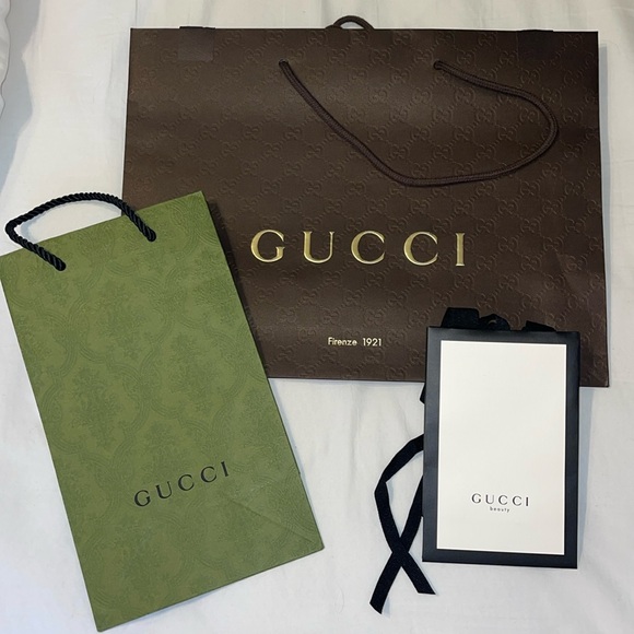 Gucci Green/brown/black & white Paper Shopping Bags 3 in Bundle - Picture 1 of 8